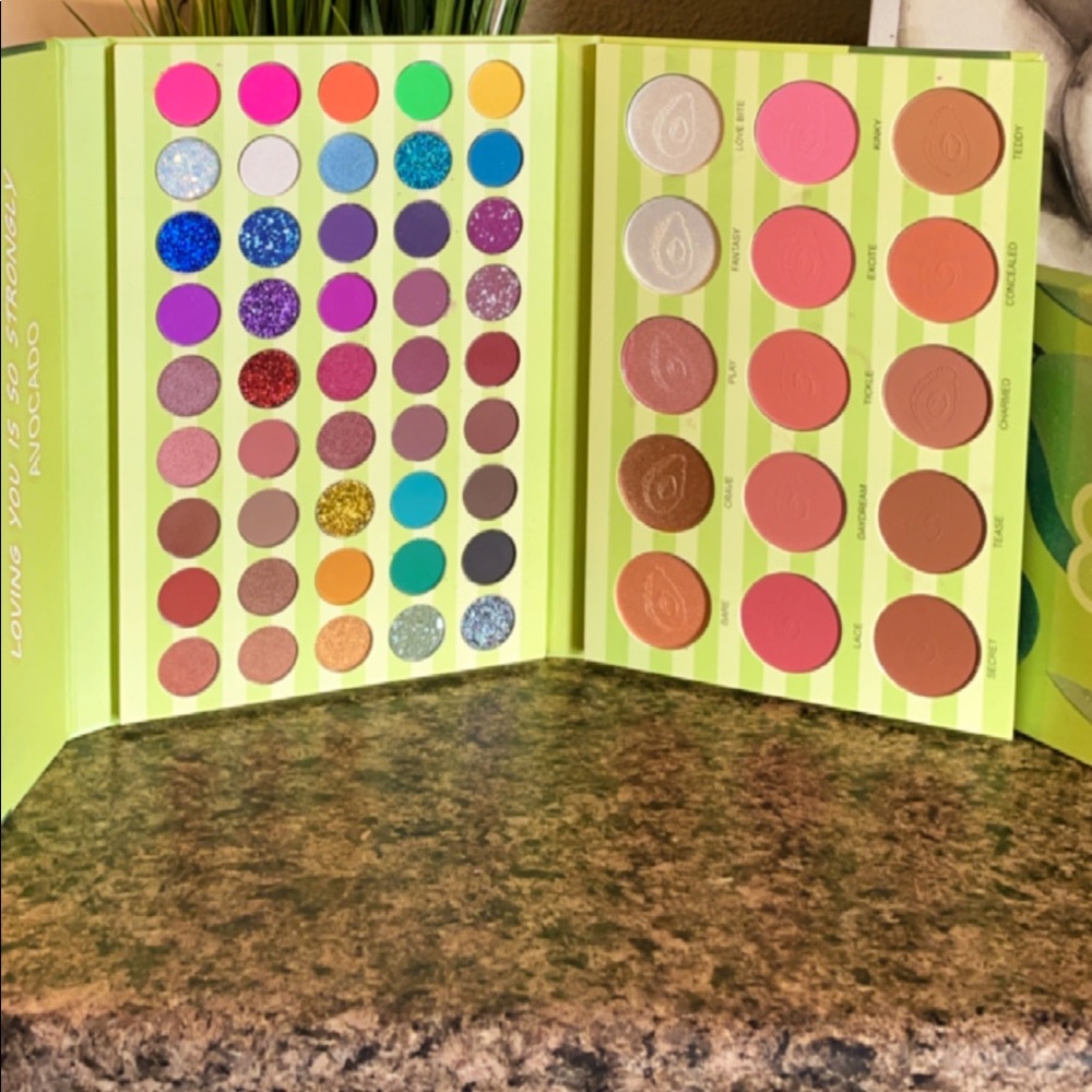 makeup pallets - Picture 3 of 15